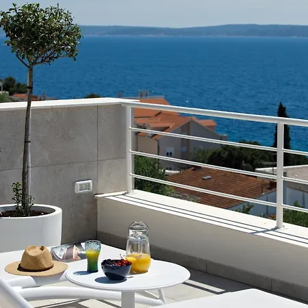 Anadea With Hot Tub Overlooking Sea Villa
