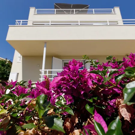 Villa Anadea With Hot Tub Overlooking Sea