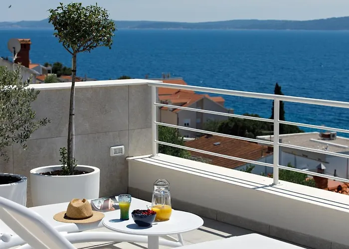 Private Seaside Jacuzzi Anadea Villa