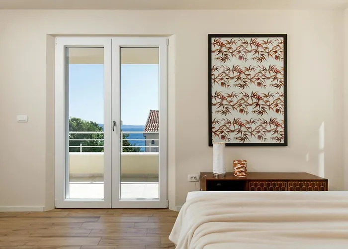 Private Seaside Jacuzzi Anadea Villa *